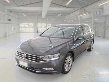VOLKSWAGEN PASSAT VARIANT 2.0 TDI SCR EVO 110KW BU