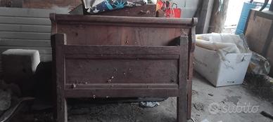 letti antichi in legno