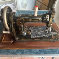 Macchina da cucire “Frister e Rossman”