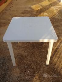 Tavolo di plastica bianco smontabile - Arredamento e Casalinghi In vendita  a Ragusa