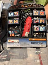 Set frese per legno e metallo.