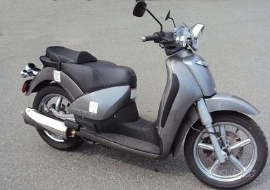 Scarabeo 125