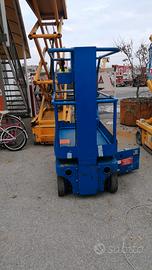 piattaforma aerea semovente verticale UP RIGHT TM1