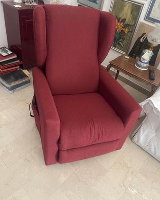 Poltrona elettrica con alzapersone