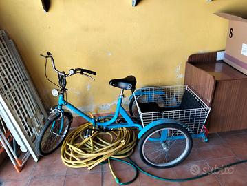 bicicletta tre ruote