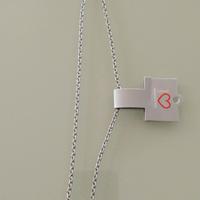 Collana lucchetto stilizzato