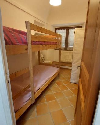 letto a castello legno 90 per 200 + materassi