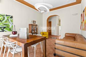 Eleganza e fascino d'epoca all'ultimo piano