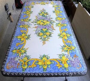 Tavolo pietra lavica vietrese maiolicato a mano