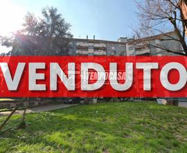 3 LOCALI RISTRUTTURATO A PIANO ALTO IN VIALE UNGHE