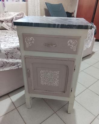Mobiletto vintage 