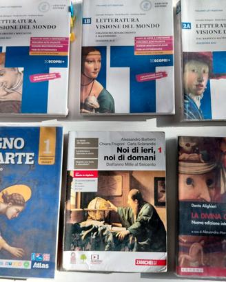 Libri di Liceo Linguistico Canossa Reggio Emilia