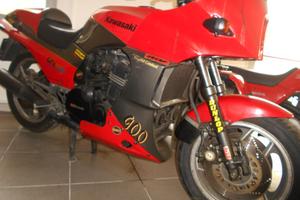 MOTO KAWASAKI ZX 900R
