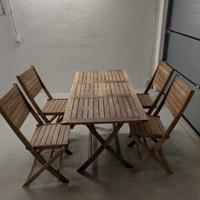 set giardino tavolo e 4 sedie in legno