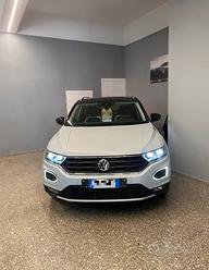 Volkswagen T-Roc usata