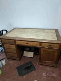 scrivania vintage 