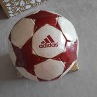 pallone champions league 2004