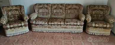 Divano vintage broccato