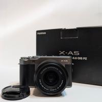 Fujifilm x-a5 + obiettivo kit XC15-45mm