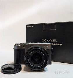 Fujifilm x-a5 + obiettivo kit XC15-45mm
