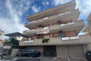 MONOLOCALE A MARINO