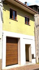 Casa indipendente di 182 m² con 4 locali e box aut