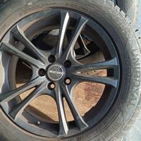 cerchi con gomme  17 pollici