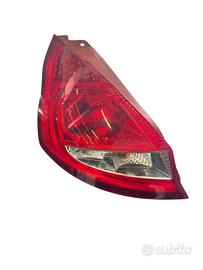 STOP FANALE POSTERIORE SINISTRO FORD Fiesta 6° Se