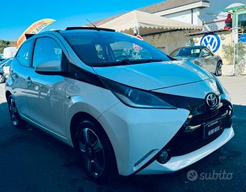 Toyota Aygo 1.0 VVT-i 69 CV 5 porte x-cite TSS MMT