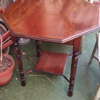 tavolo 800  inglese ottagonale