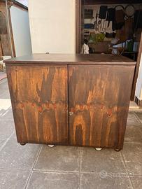 Cassapanca in legno
