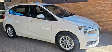 Bmw 2er Active Tourer 218d neo patentati