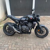 Cb1000 r /2024