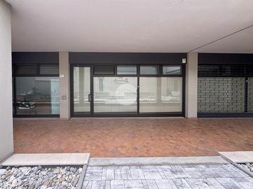 NEGOZIO A MONTICHIARI