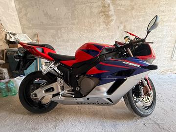 CBR 1000 RR ANNO 2005