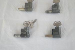 Suzuki GT 380 GT 550 GT 750 bloccasterzo 