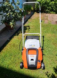 STIHL RLA240 ARIEGGIATORE COME NUOVO A BATTERIA