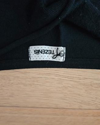 T- shirt nera Tezenis tipo maglia con spacchi al f