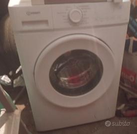 Lavatrice Indesit come nuova 