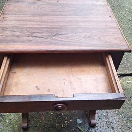 Mobiletto Carlo X (Tricoteuse) in Noce – Metà '800