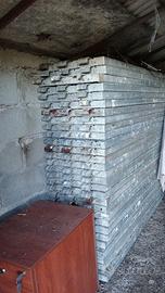 Tavole in acciaio zincato per ponteggi