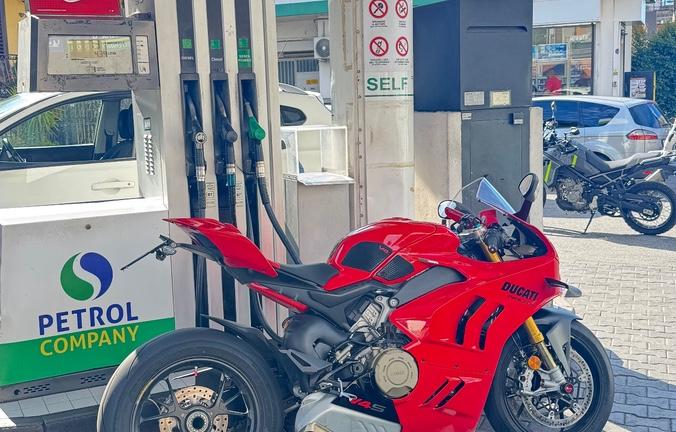 Ducati Panigale v4s