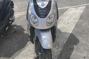 Piaggio Carnaby 125 - 2007