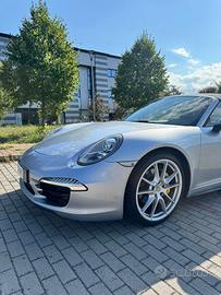 Porsche 911 Carrera 4 Cabrio