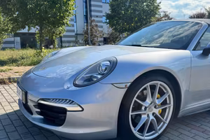 Porsche 911 Carrera 4 Cabrio