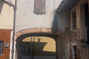 Casa in corte da ristrutturare