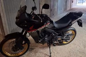 Honda Transalp 750