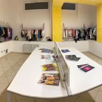 Tavolo call center e/o riunioni