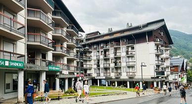 Bilocale rivisto,in stabile di pregio,BARDONECCHIA