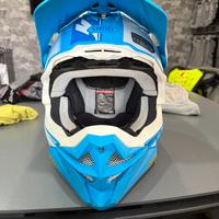 Casco Shoei motocross